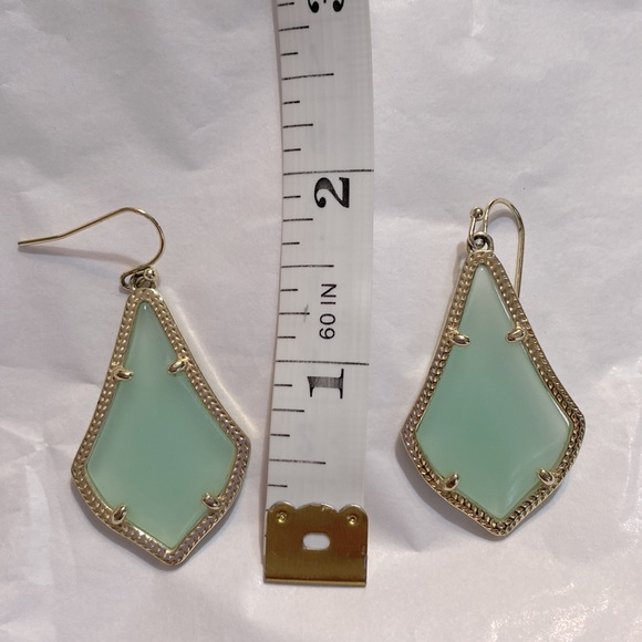 Kendra Scott Earrings - Picture 2 of 4